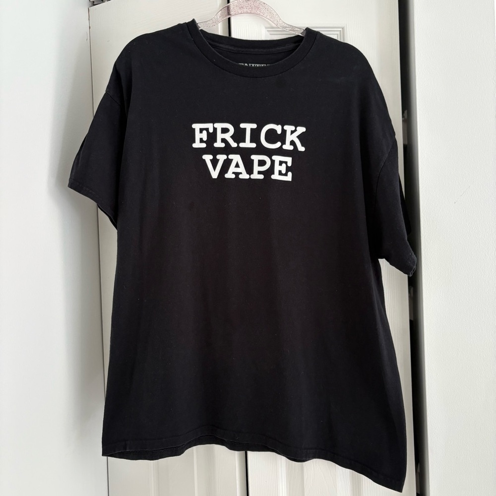 Benitez by Baylen Levine Graphic Tee | Black | Size XL | Item 0129